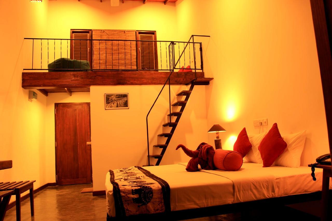 Rowinrich Cottages Ella Extérieur photo