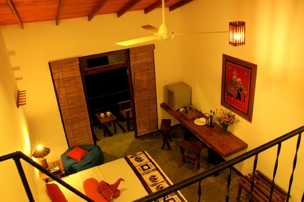 Rowinrich Cottages Ella Extérieur photo